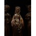 14. Marie de Magdale Cluny - noyer, brillant